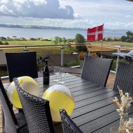 8 person holiday home in Aabenraa-By Traum, khách sạn ở Aabenraa