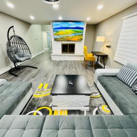 5 Star Luxury Stay Near Chicago O'hare, hotel di Des Plaines