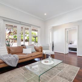 Guildford Cottage Swan BnB Management