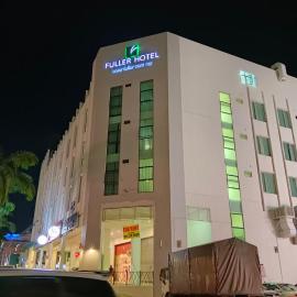 Viesnīca Fuller Hotel pilsētā Alorsetara