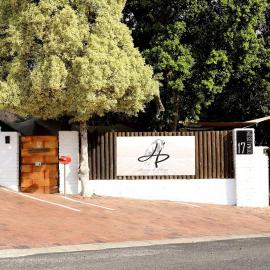 House of Perez, hotel a Wellington