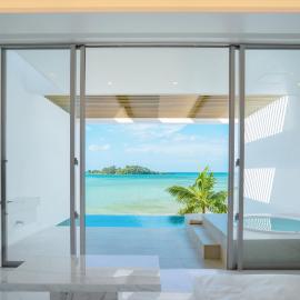 Villa VALIOSA ON THE BEACH, hotel en Onna