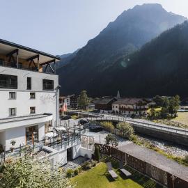 Hotel Edelweiss, hotell i Kaunertal