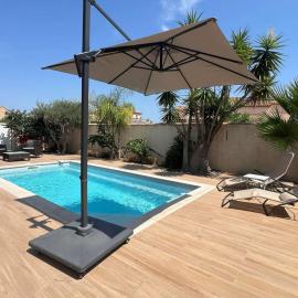 Villa à Port Camargue : piscine privée, jardin, clim, Wi-Fi, parking, proche plage et casino - FR-1-307-226