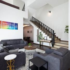 Viesnīca Haus Homestay - Mu slim friendly Retreat pilsētā Kampong Batu Lapan
