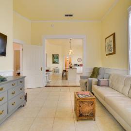 Cozy Thomasville Cottage - Walk to Downtown!