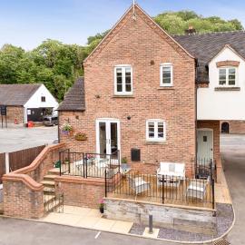 Salthouse Cottage in Ironbridge, hotel in Telford
