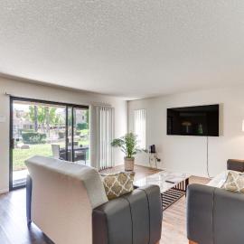 Golf, Hike & Relax: Cathedral City Condo