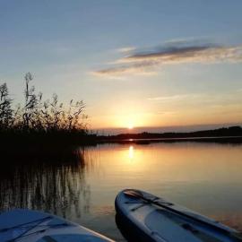 Viihtyisä mökki järven rannalla, hotel em Sysmä