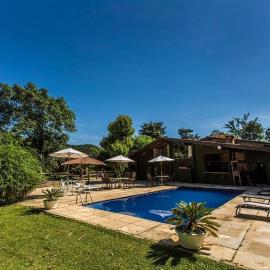 Hotel Colinas de Petropolis, hotel v destinaci Petrópolis