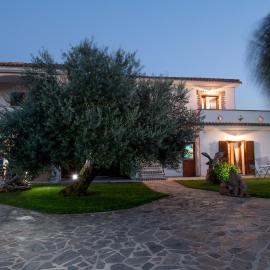 Splendida Villa vicino al magico mare di Orosei, מלון בLoculi
