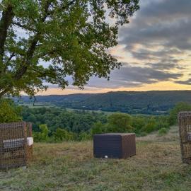 Quercynoise de Charme Piscine et vue sur Vallée du LOT