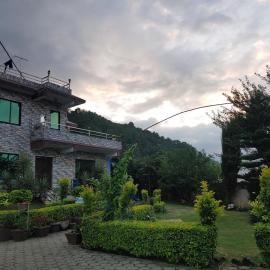 Beautiful house and garden, Hotel in Kathmandu
