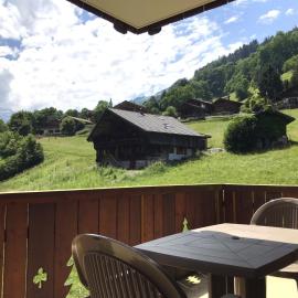 Mountain River Luxury Apartment, hotel en Val dʼIlliez