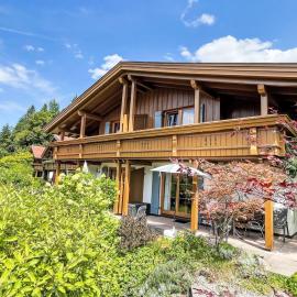 Holiday Home Chalet Walchsee by Interhome, hotell sihtkohas Sachrang