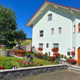 Ferienwohnung Haus Elfriede, hotel in Neukirchen beim Heiligen Blut