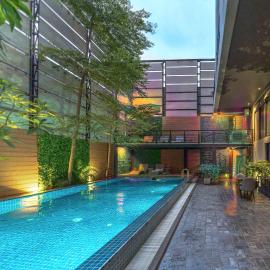 CHECK inn Phnom Penh BKK1