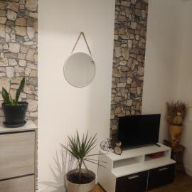 gite l'olivier 2, Hotel in Romilly-sur-Seine