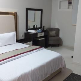 فندق رهف البحر, hotell i Farasan