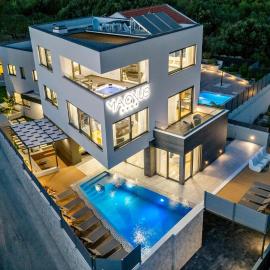 Stunning Home In Makarska With Sauna