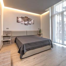 240b - Camera Nord - Affittacamere Sara Home Chiavari, 200Metri dal Mare - BAGNO PRIVATO MA FUORI DALLA STANZA