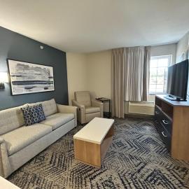 Candlewood Suites Fayetteville by IHG, hotel i Fayetteville