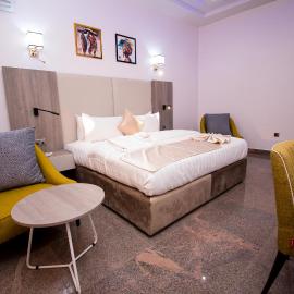 Marchforte Courtyard Hotel & Suites, hotel a Ibadan