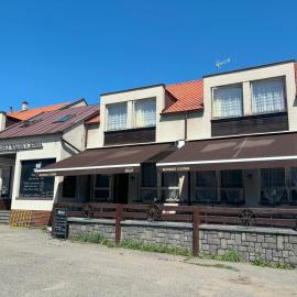 Restaurace a penzion U Jezírka, hotel i Hřiměždice