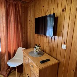 Leśny Domek, hotel u gradu Tušin