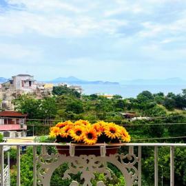 Casa Nina-Bacoli Elegant & View