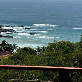 Cabana Alegria - Ocean View Home - 2 Master Suites, hotel in San Agustinillo