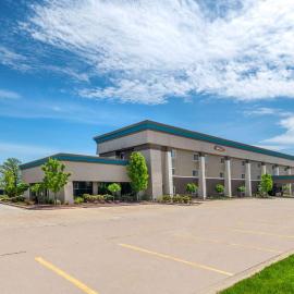 Baymont by Wyndham Mt. Pleasant, hotel in Mount Pleasant