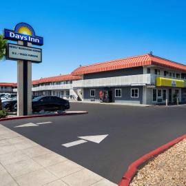 Days Inn by Wyndham Fresno South, hotelli kohteessa Fresno