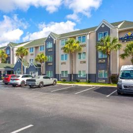 Microtel Inn & Suites by Wyndham Panama City, hotel i Panama City
