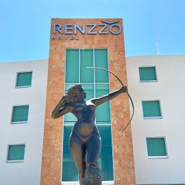 Hotel Renzzo, khách sạn ở Río Verde