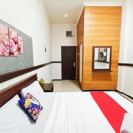 Yutaka Inn Matahari Batu, hotel i Batu