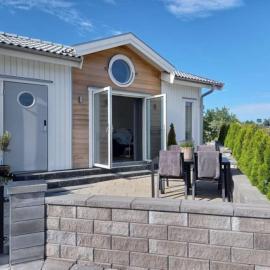 Accommodation close to the ocean on the West Coast, hotel v destinaci Uddevalla