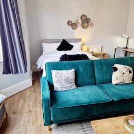 West Beck House Newcastle - Spacious Double Room, hotel in Newcastle upon Tyne
