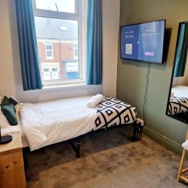 West Beck House Newcastle - Single Room, hotel in North Shields