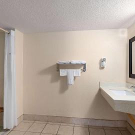 Super 8 by Wyndham Fort Mitchell Cincinnati Area, hotel en Fort Mitchell