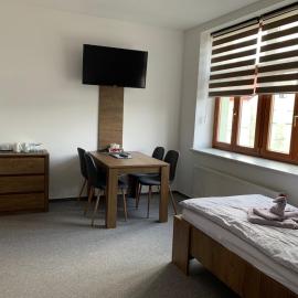 Kamrovec, hotel a Tachov