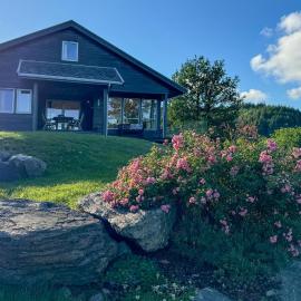 4 Bedroom Amazing Home In Lindesnes