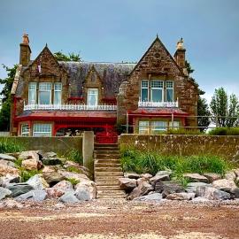 Tigh Na Mara Guest House Rosemarkie- breakfast optional, hotel in Rosemarkie