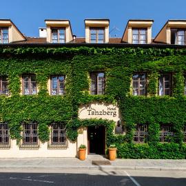 Hotel Tanzberg Mikulov โรงแรมในมิคูลอฟ