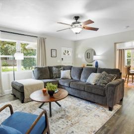 The Canopy on 10th - Game Room , Pets , Pergola, hotel a Gainesville