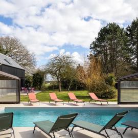 Terra Lodge - maison avec piscine proche plages, hotel in Saint-Alban
