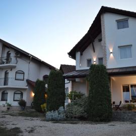 Pensiunea Faur, hotel di Sebes