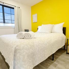 Private Room in Cozy Shared Home in Lehi Ut, hotel a Lehi