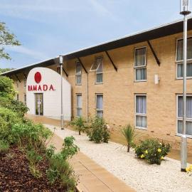 Ramada Oxford, hotel din Waterstock