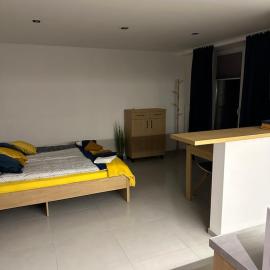 Apartament u Zuzy blisko Kielc rezerwacja 24 h, hotel a Krajno-Zagórze